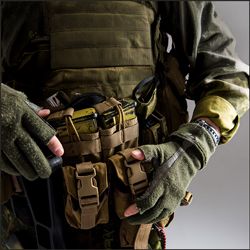 Tessuto a maglia ritardante di fiamma